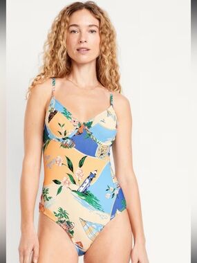 Old Navy Textured One-Piece Balconette Swimsuit